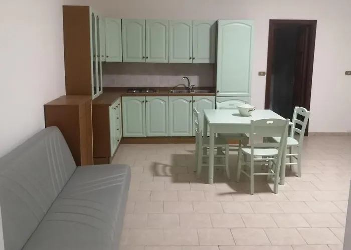 La Casa Di Ade